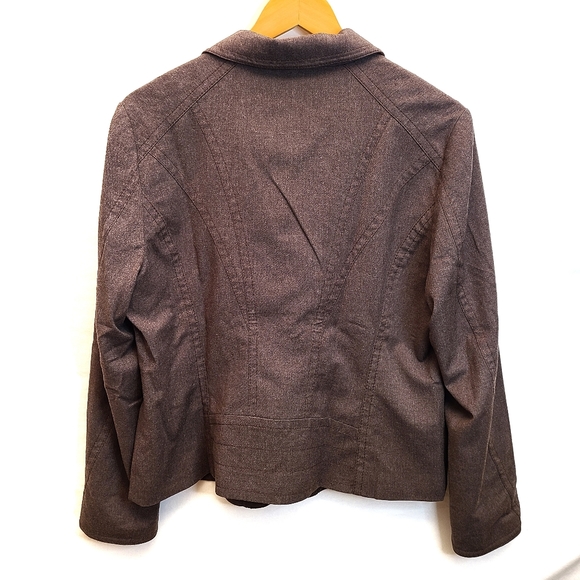 Olsen Europe Jacket - Picture 3 of 6